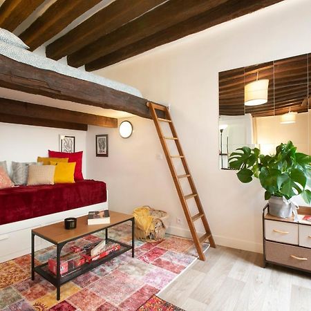 Authentic Apartment In Center Of Parisian Marais Kültér fotó