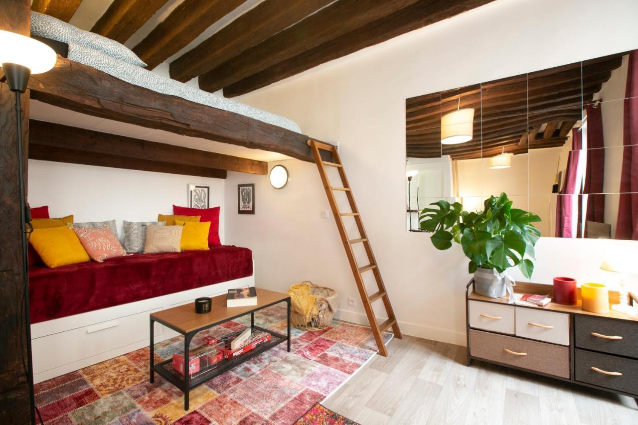 Authentic Apartment In Center Of Parisian Marais Kültér fotó