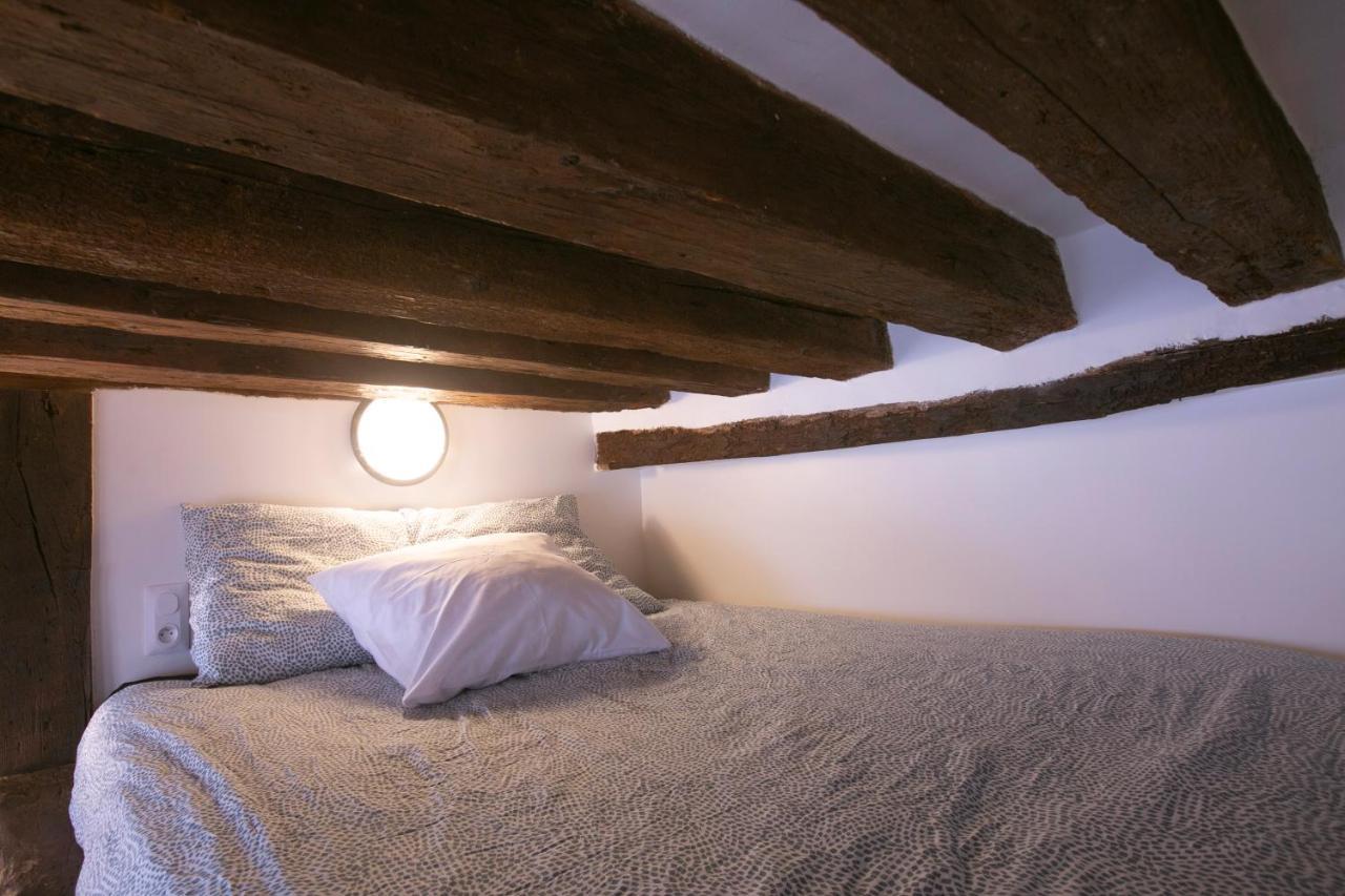 Authentic Apartment In Center Of Parisian Marais Kültér fotó